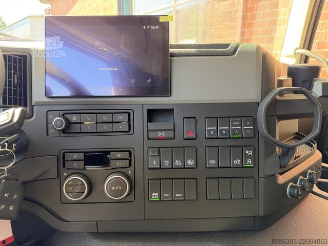 Zapreminski vučni traktor Designwerk Mid Cab 4x2T X-Low 340 kWh
