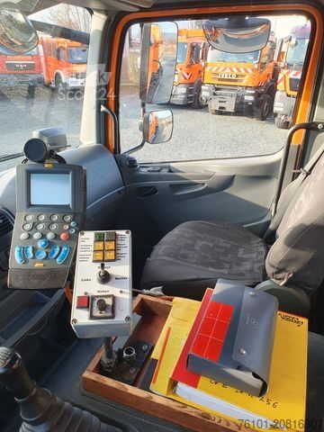 Jiný MERCEDES-BENZ Axor 1829 4x4 BL*Winterdienst*Streuer 5m³+Pflug