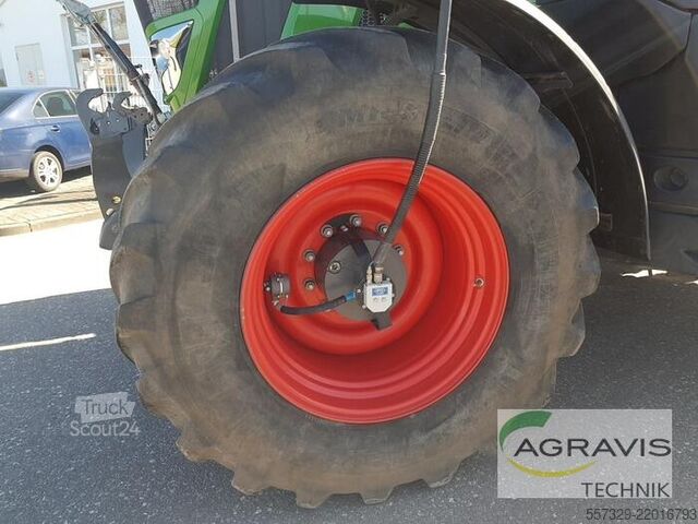 Traktor Fendt 828 VARIO S4