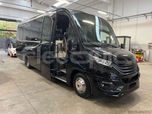 Autobus linee interurbane IVECO Daily