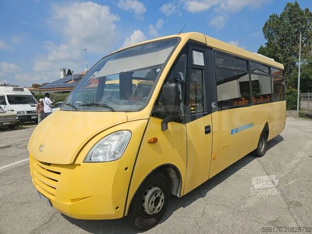 Intercity bus IVECO Cacciamali