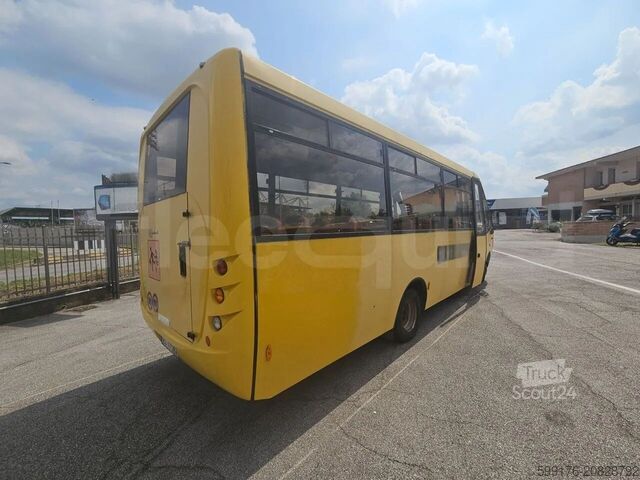 Intercity bus IVECO Cacciamali