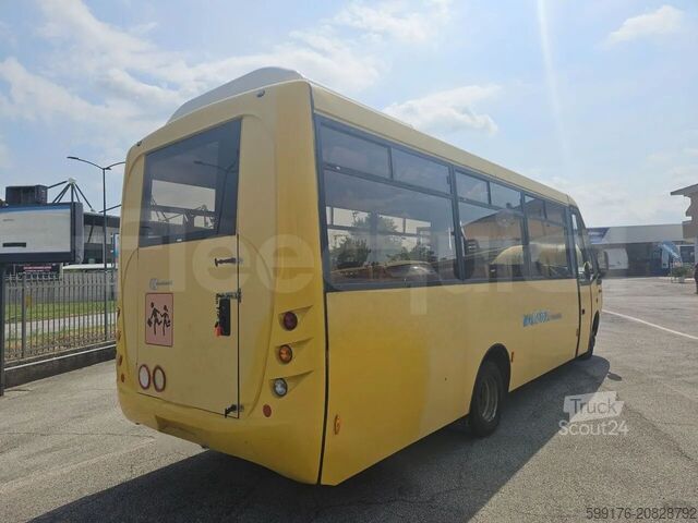 Intercity bus IVECO Cacciamali