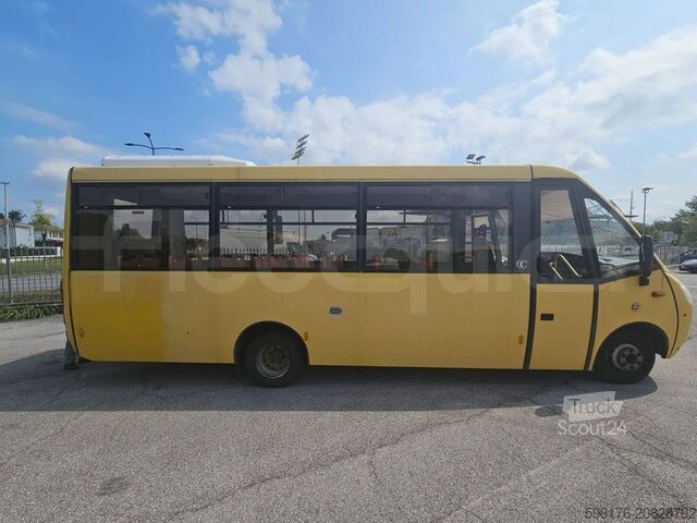 Intercity bus IVECO Cacciamali