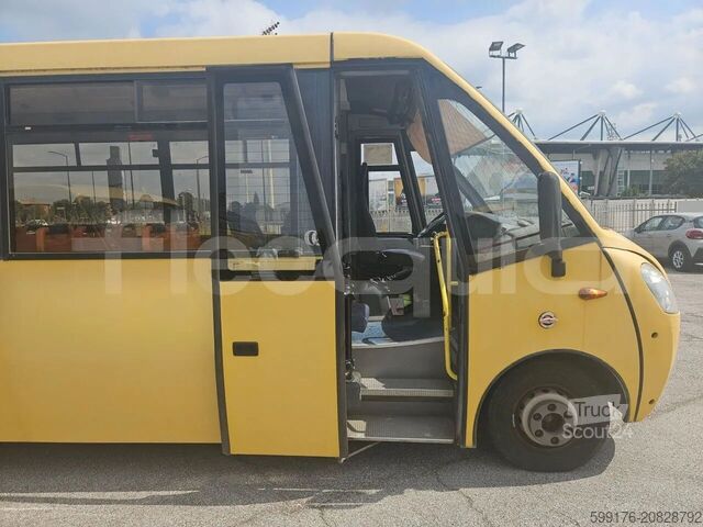 Intercity bus IVECO Cacciamali