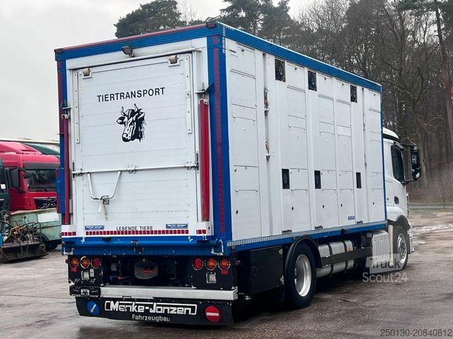 Cattle truck MERCEDES-BENZ Actros 1836 EU6 Voll-Luft 2.Stock Menke 29m²