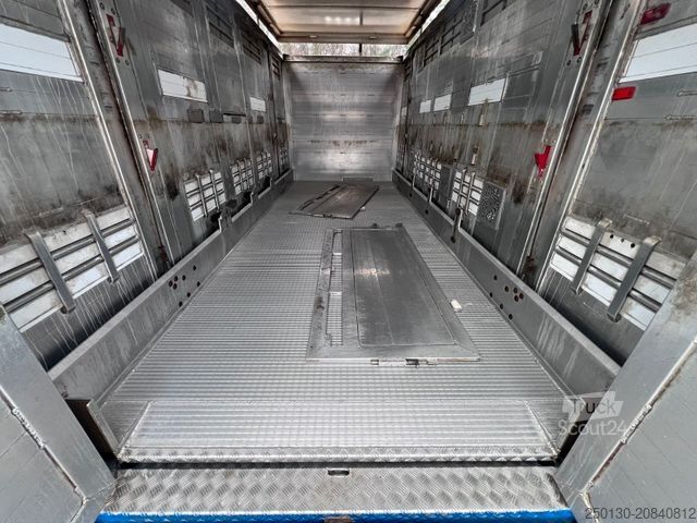 Cattle truck MERCEDES-BENZ Actros 1836 EU6 Voll-Luft 2.Stock Menke 29m²