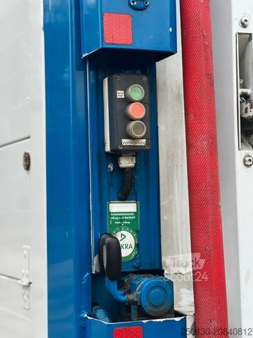 Cattle truck MERCEDES-BENZ Actros 1836 EU6 Voll-Luft 2.Stock Menke 29m²