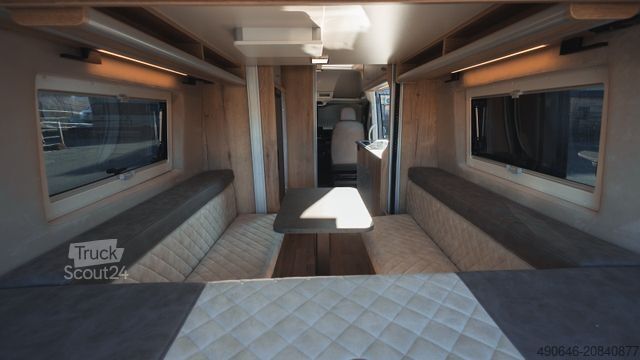 Campervan MEGAMOBIL Mega Lounge 680 S Twin Best Luxury Campervan