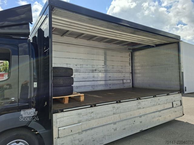Vrachtwagen met bakwagen MERCEDES-BENZ 824 L Atego Tempomat Navi Schwenkwandkoffer