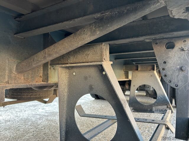 Volume transport Groenewegen DROZV-14-27 / Mega / Curtainside / BPW Drum / N...