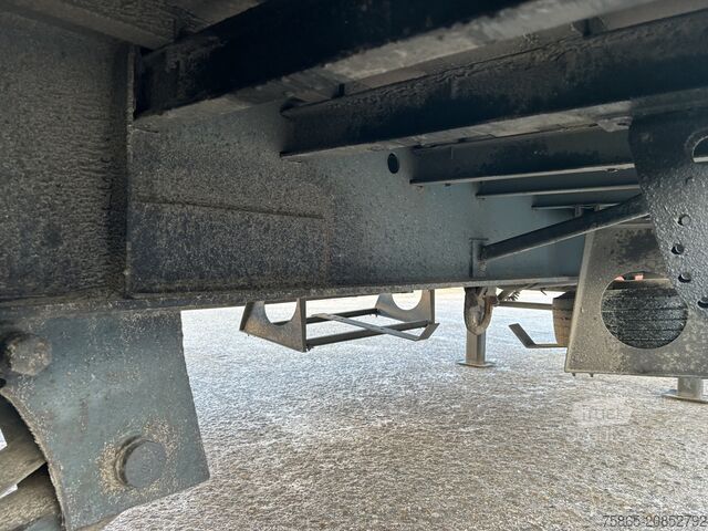 Transport af volumen Groenewegen DROZV-14-27 / Mega / Curtainside / BPW Drum / N...