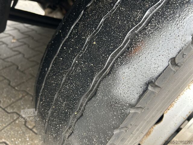 Koffer DAF FA LF 55 210 EEV / 14 Ton / Isolated Box / Load...