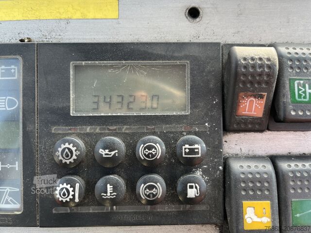 Standard-SZM Terberg YT 182 / Terminal Tractor / Airco / Cummins