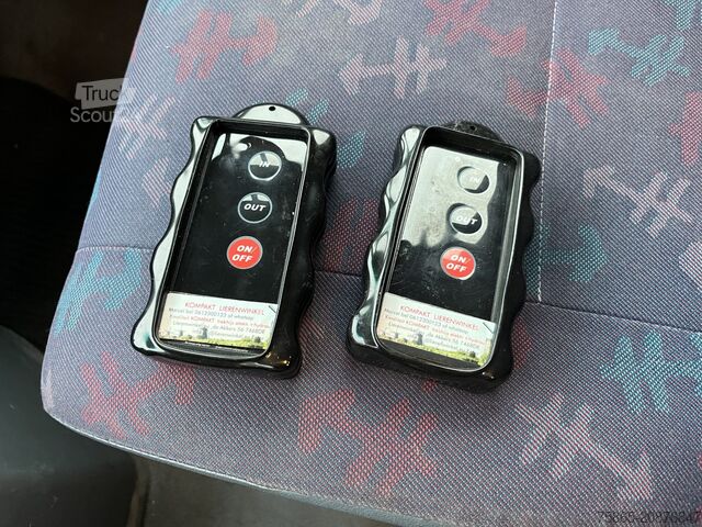 Furgón portacoches Mercedes-Benz Vario 612 D / Car - Machine Transporter 570 cm ...