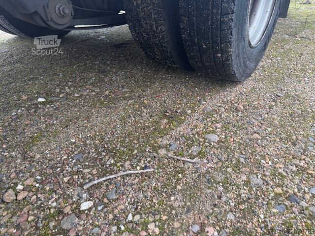 Transporter mit Koffer Iveco EuroCargo80E190