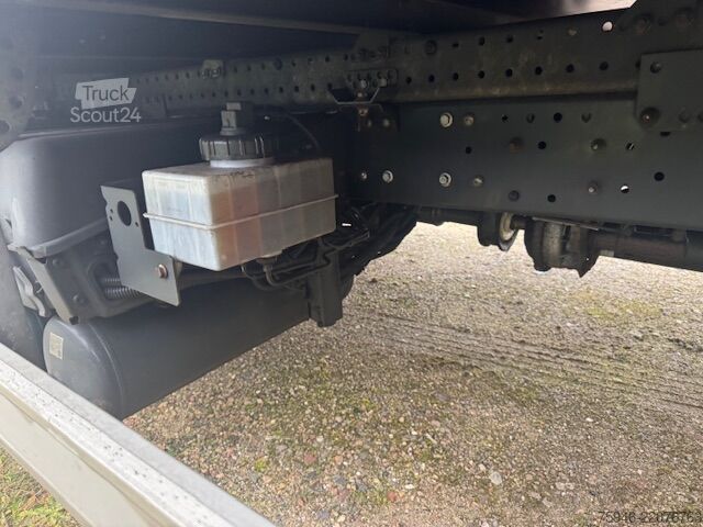 Transporter mit Koffer Iveco EuroCargo80E190