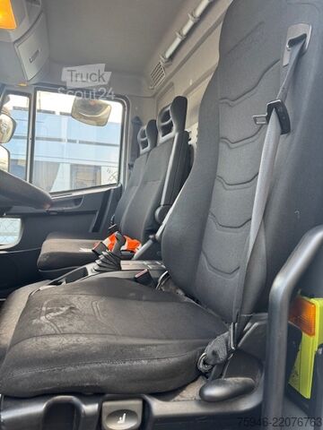 Transporter mit Koffer Iveco EuroCargo80E190