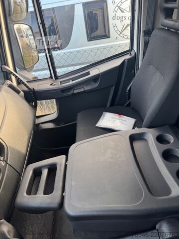 Transporter mit Koffer Iveco EuroCargo80E190
