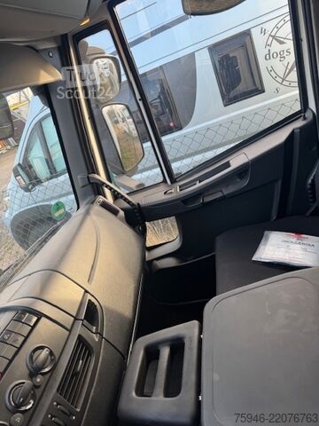 Transporter mit Koffer Iveco EuroCargo80E190