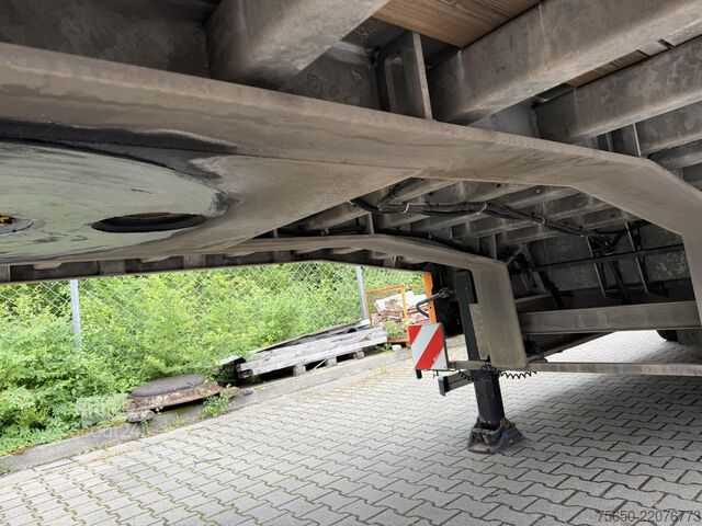 Reboque de plataforma rebaixada Humbaur HTS30  3 Achs Satteltieflader, neuwertig