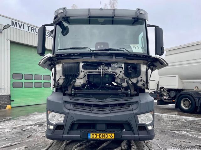 Standard-SZM Mercedes-Benz Antos 1933 origineel NL trekker. NAVI. Top con...