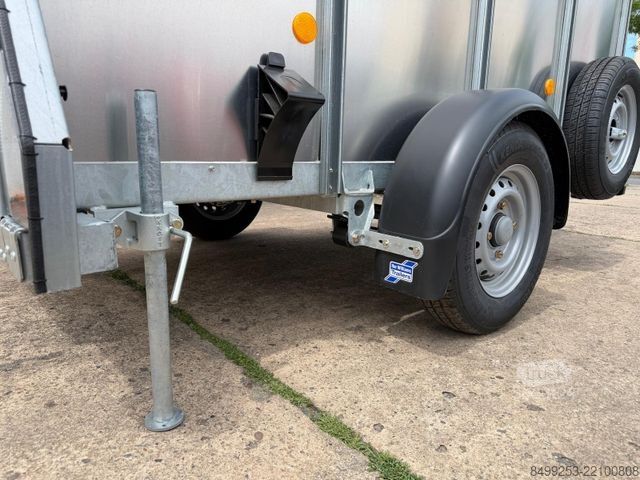 Paardentransportaanhanger IFOR WILLIAMS P8G + Vieh + 242cm x 123cm x 144cm
