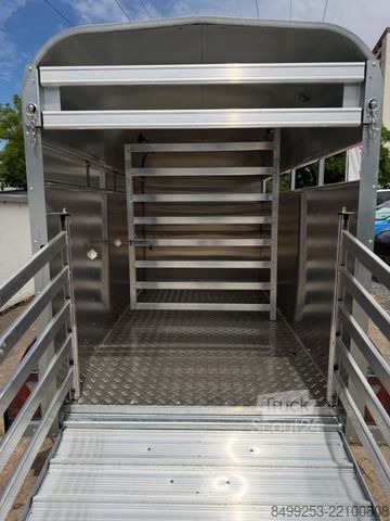 Paardentransportaanhanger IFOR WILLIAMS P8G + Vieh + 242cm x 123cm x 144cm