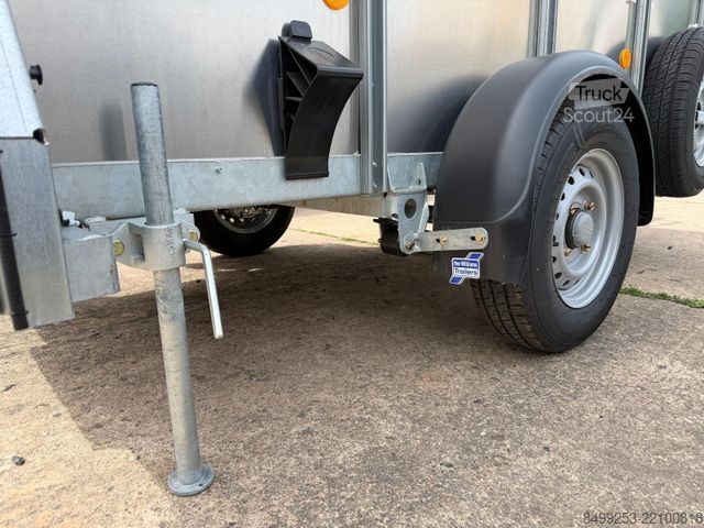 Paardentransportaanhanger IFOR WILLIAMS P8G+Vieh+ 242cm x 123cm x 120cm