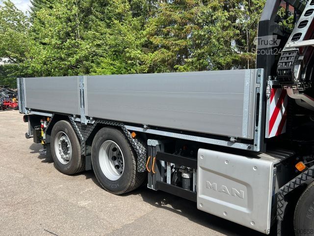 Plato nákladné auto MAN TGS 35.520 8x4 Hydro, Kran Fassi F805 TECHNO
