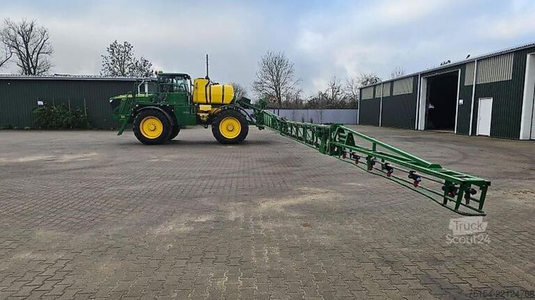 Növényvédőszer-permetező John Deere R4040i WS