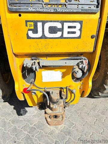 Teleskopický nakladač JCB 541-70