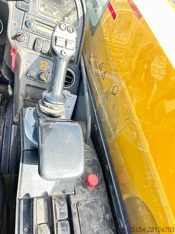 Teleskopický nakladač JCB 541-70