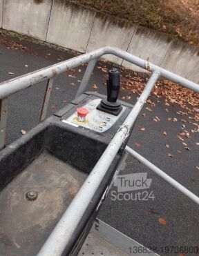 Teleskopiskā pacēlāja platforma Manitou 100 VJR Teleskopmastbühne Elektro 9,85 m