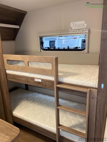 Lakókocsi HOBBY Excellent Edition 650 KMFe Modell 2026