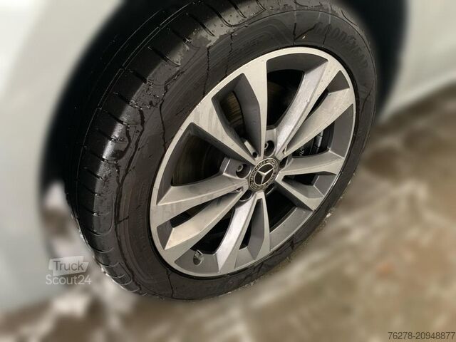 Minibüs Mercedes-Benz V 300 d 4M AVANTGARDE, LANG - PANO! AIRMATIC!