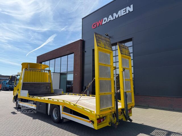 Furgão transportador de automóveis DAF LF 45 Machinetransporter Hydraulic ramps 48.000 km