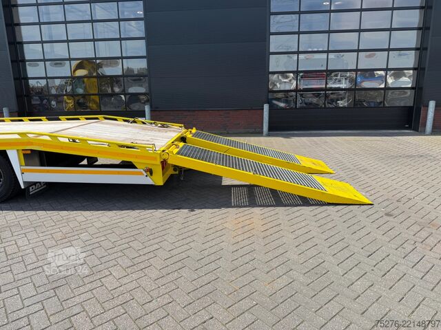 Furgão transportador de automóveis DAF LF 45 Machinetransporter Hydraulic ramps 48.000 km