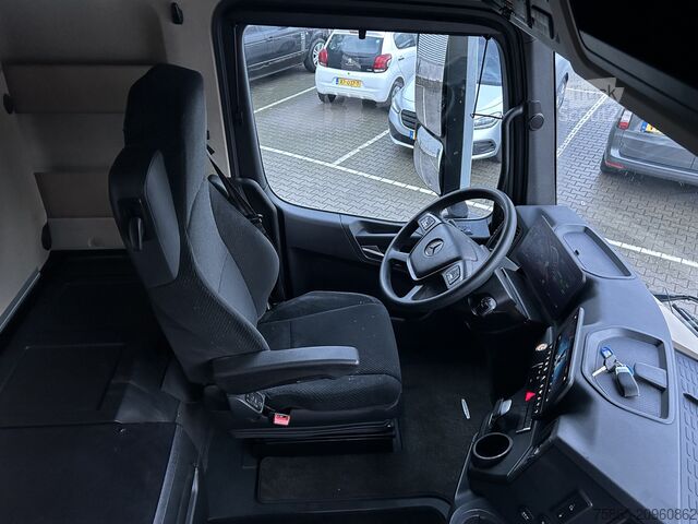 Padrão-SZM Mercedes-Benz Actros L 2542 Gigaspace 6x2 / 434 dkm / NL Truc...