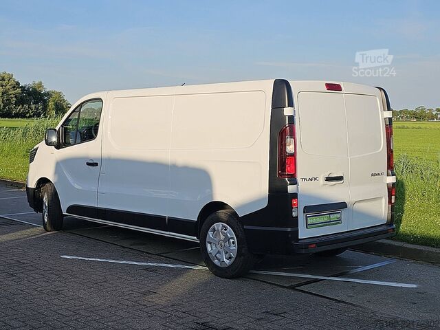 Kombi med högt tak RENAULT TRAFIC 2.0 DCI 170 AUT. L2H1