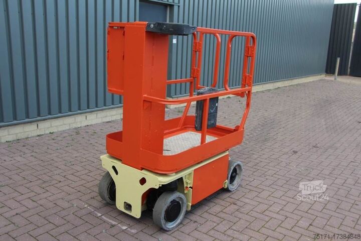 Scharnierende telescopische hoogwerker JLG 1230 ES Electric, 5.6m Working height, Non Marking