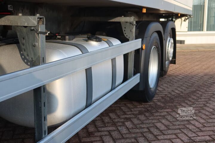 Gekoeld/bevroren transport Mercedes-Benz Actros 2536 LL Koel/Vries Carrier Supra 750 Die...