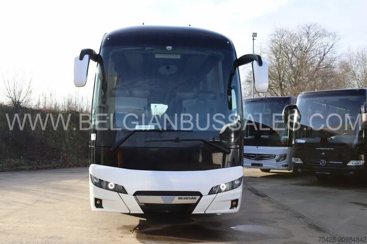 Turistinis autobusas Neoplan Tourliner N2216/3 /  14m / Full options