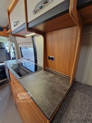Autocamper PÖSSL Summit 640 Automat 180PS