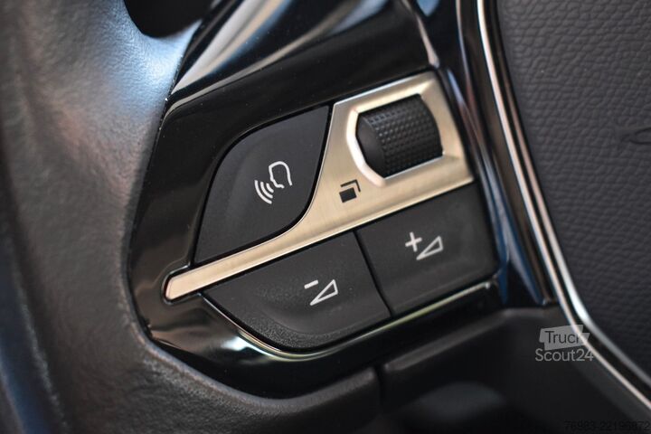 Lakóautó PEUGEOT BlueHDI 100 Allure Navi Standhzg Camping