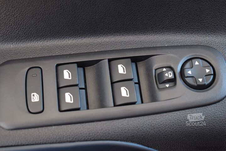 Lakóautó PEUGEOT BlueHDI 100 Allure Navi Standhzg Camping