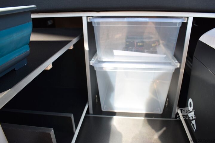 Lakóautó PEUGEOT BlueHDI 100 Allure Navi Standhzg Camping
