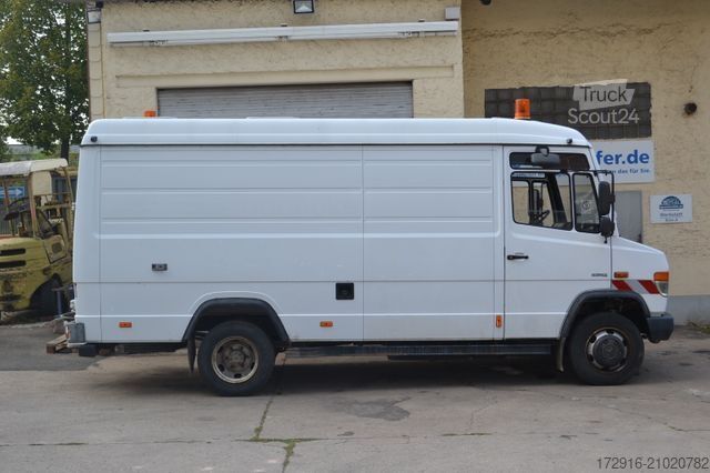 Hög tak skåpbil MERCEDES-BENZ 816 Vario 1.Hand 42tkm Werkstattwagen