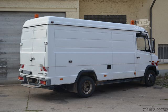 Hög tak skåpbil MERCEDES-BENZ 816 Vario 1.Hand 42tkm Werkstattwagen