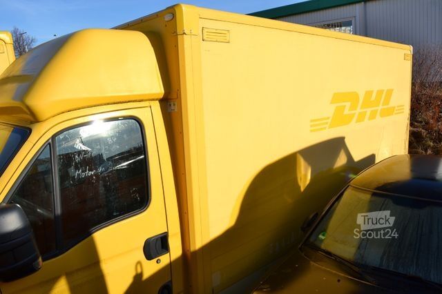 Fourgon tôlé IVECO Daily 30C30 35S11A Automatik Post Motorschaden